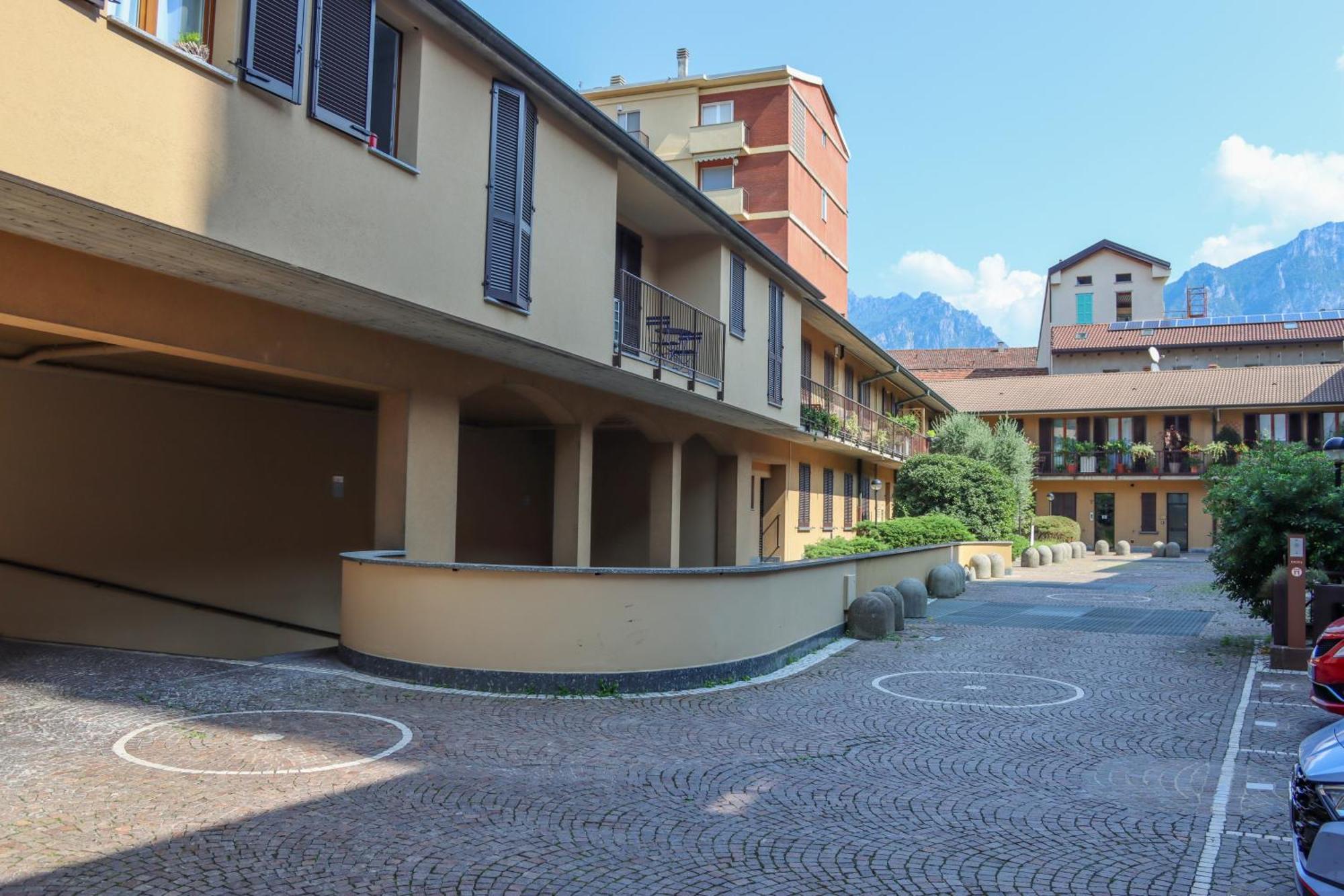 Casa Ardo Wifi & Free Parking In Lecco Center Apartment Екстериор снимка