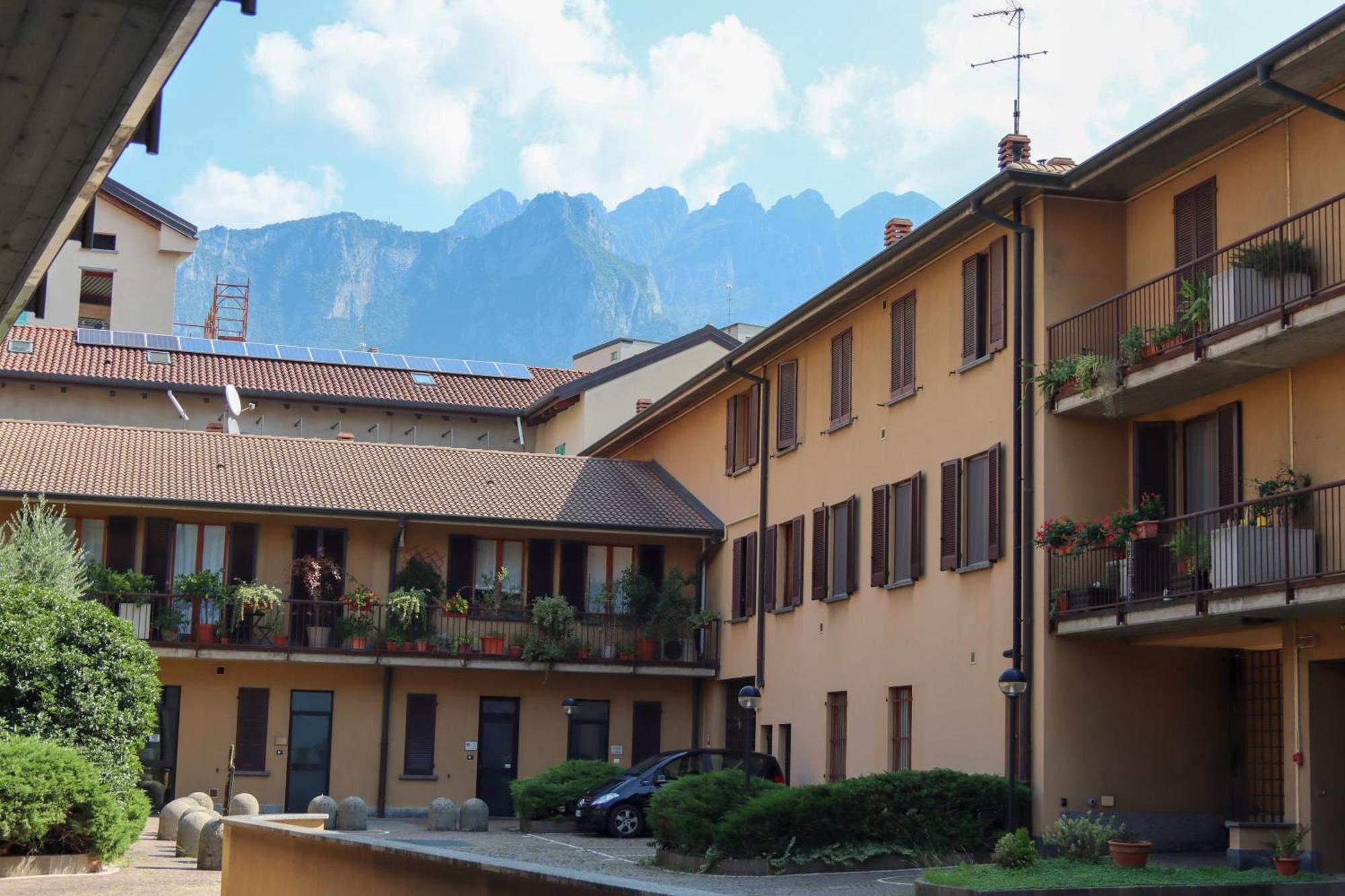 Casa Ardo Wifi & Free Parking In Lecco Center Apartment Екстериор снимка