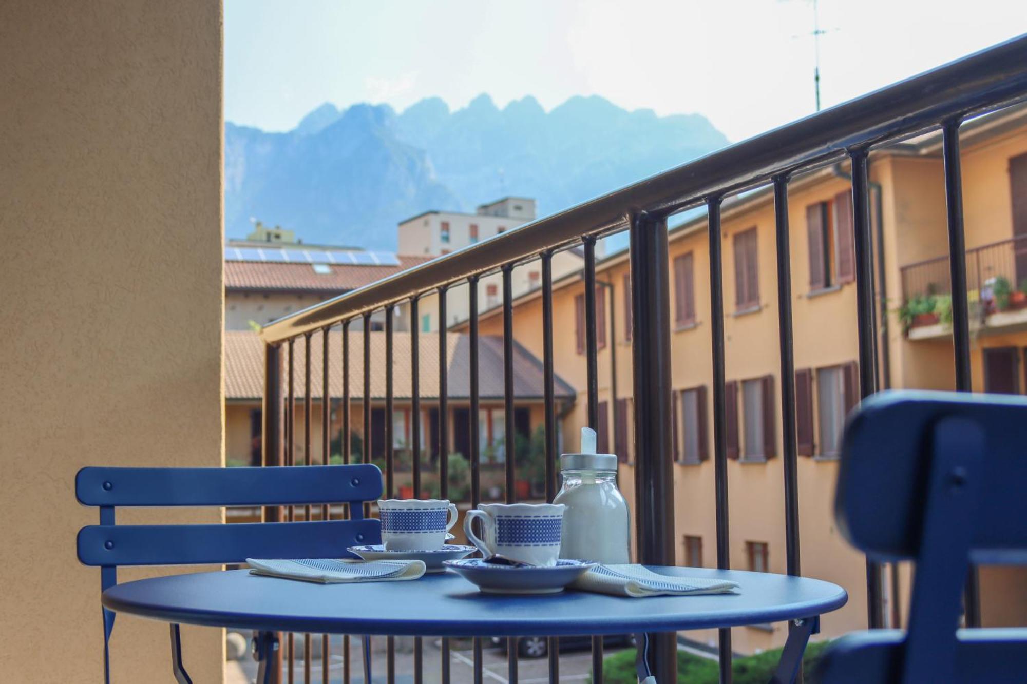 Casa Ardo Wifi & Free Parking In Lecco Center Apartment Екстериор снимка