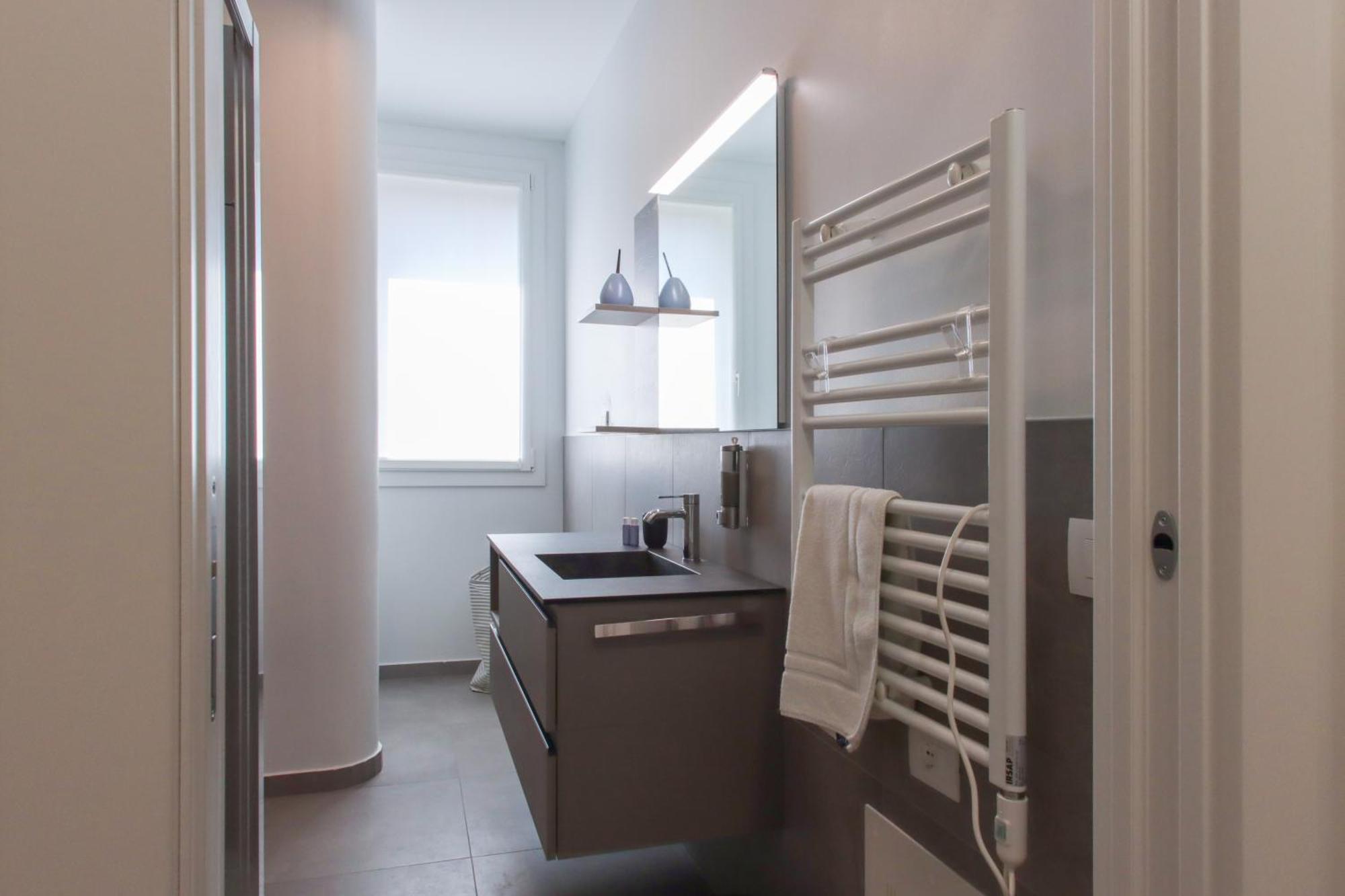 Casa Ardo Wifi & Free Parking In Lecco Center Apartment Екстериор снимка